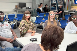 Studierende testen 3D-Modelle